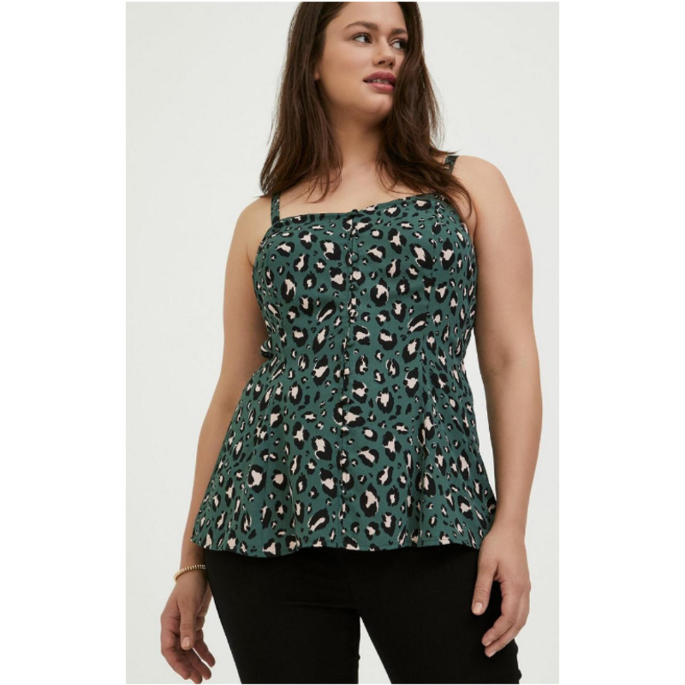 Torrid Georgette Button Cami Green Leopard Sz 2 (18-20)
